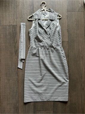 Collared midi dress with waist belt size 8